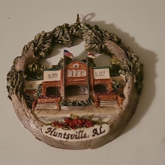 Hestia Ornament - Picture 1 of 6